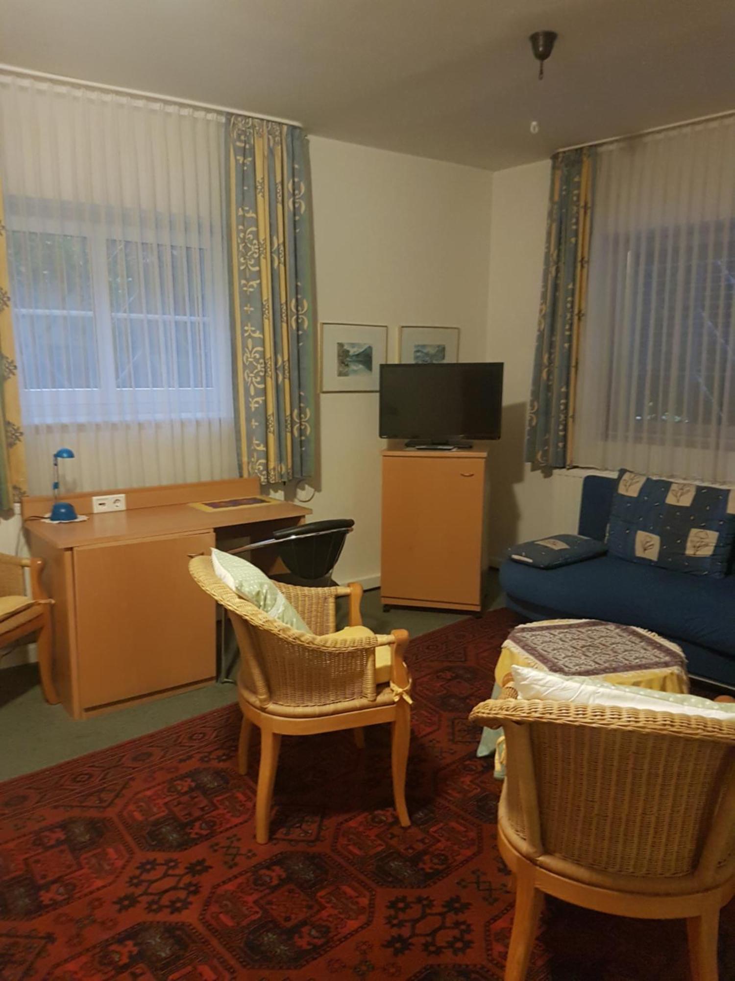 Gaestehaus Krefeld Uerdingen Buitenkant foto
