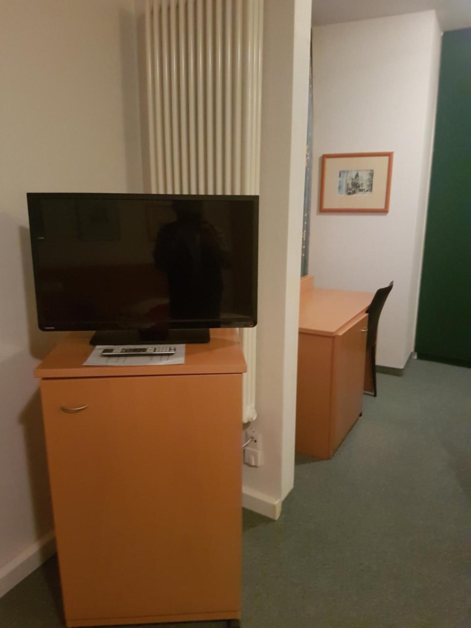Gaestehaus Krefeld Uerdingen Buitenkant foto