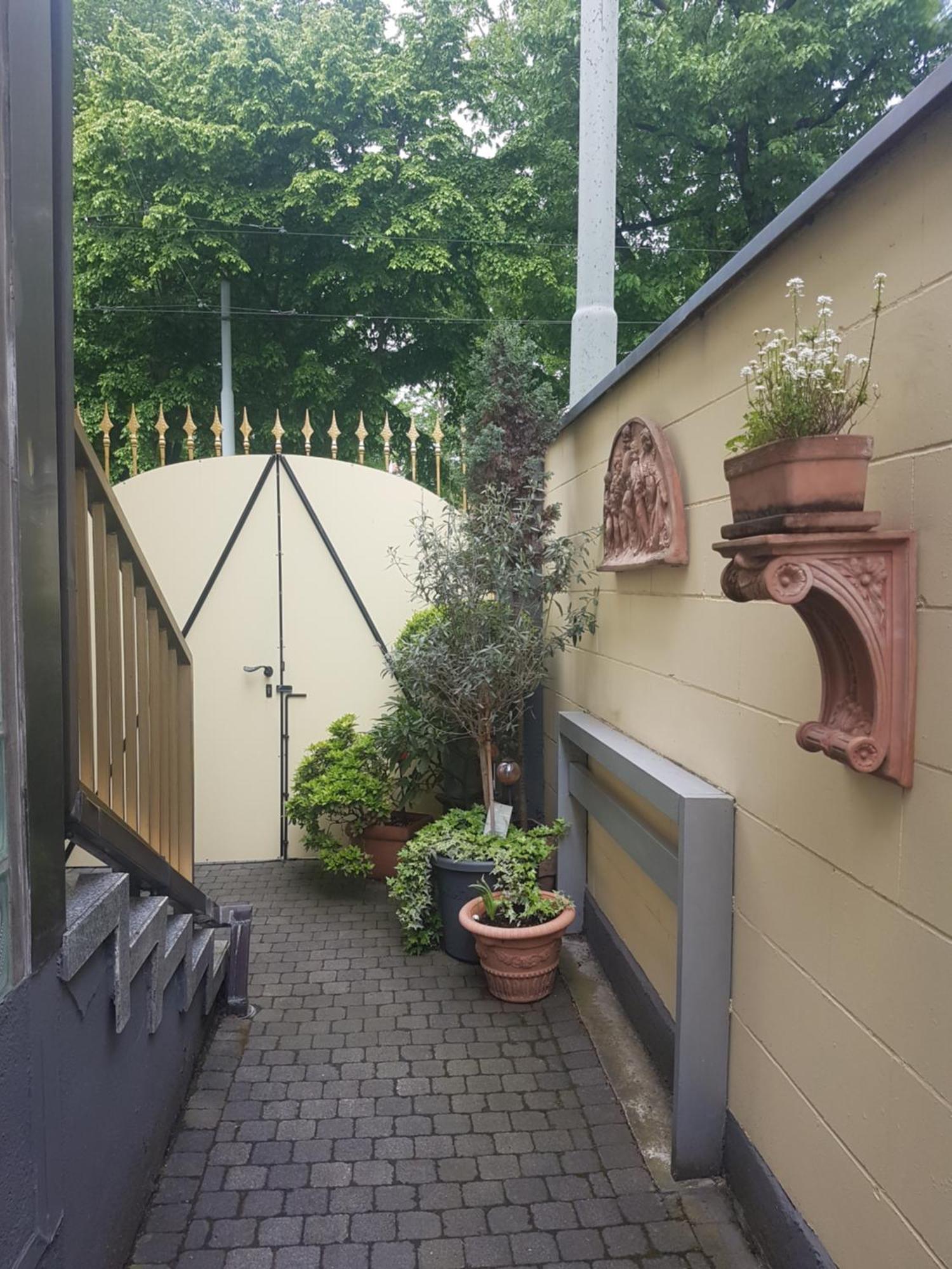 Gaestehaus Krefeld Uerdingen Buitenkant foto